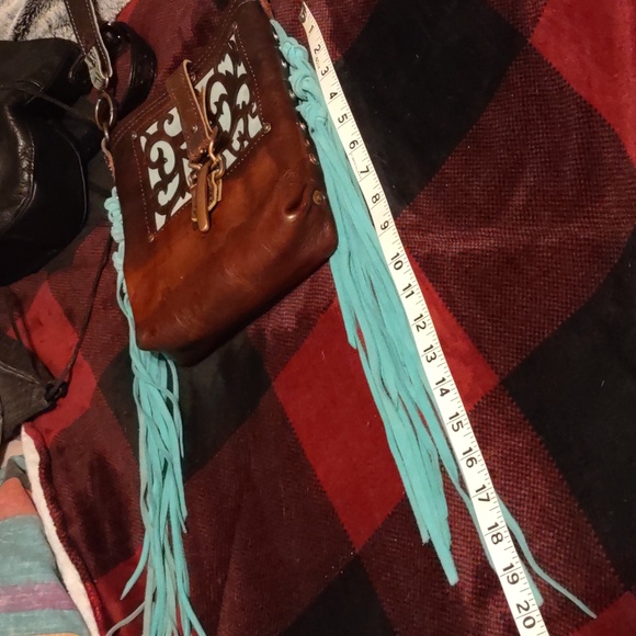 Custom made cow leather fringe bag. - Picture 13 of 16